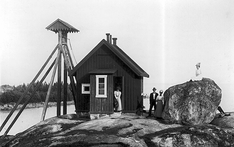 Fil:Läskäret södra inloppet till Ratan omkring 1900 foto. Fyrvaktare Nils Blomgren.jpg
